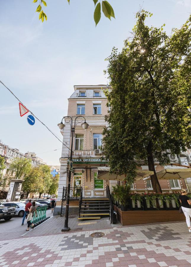 Guest House "Golden Gate 911 " Kiev Eksteriør billede