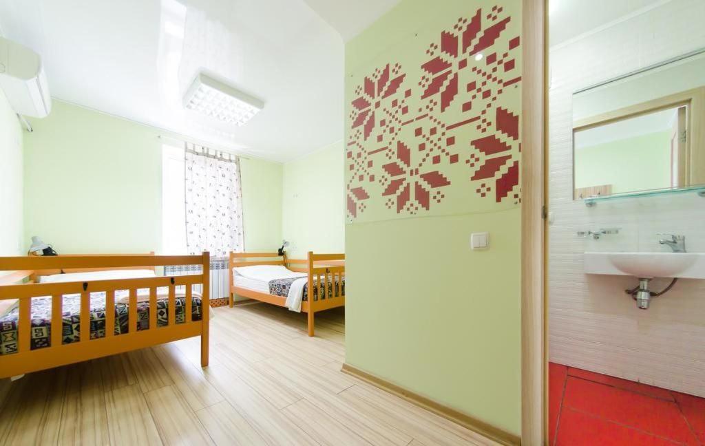 Guest House "Golden Gate 911 " Kiev Eksteriør billede