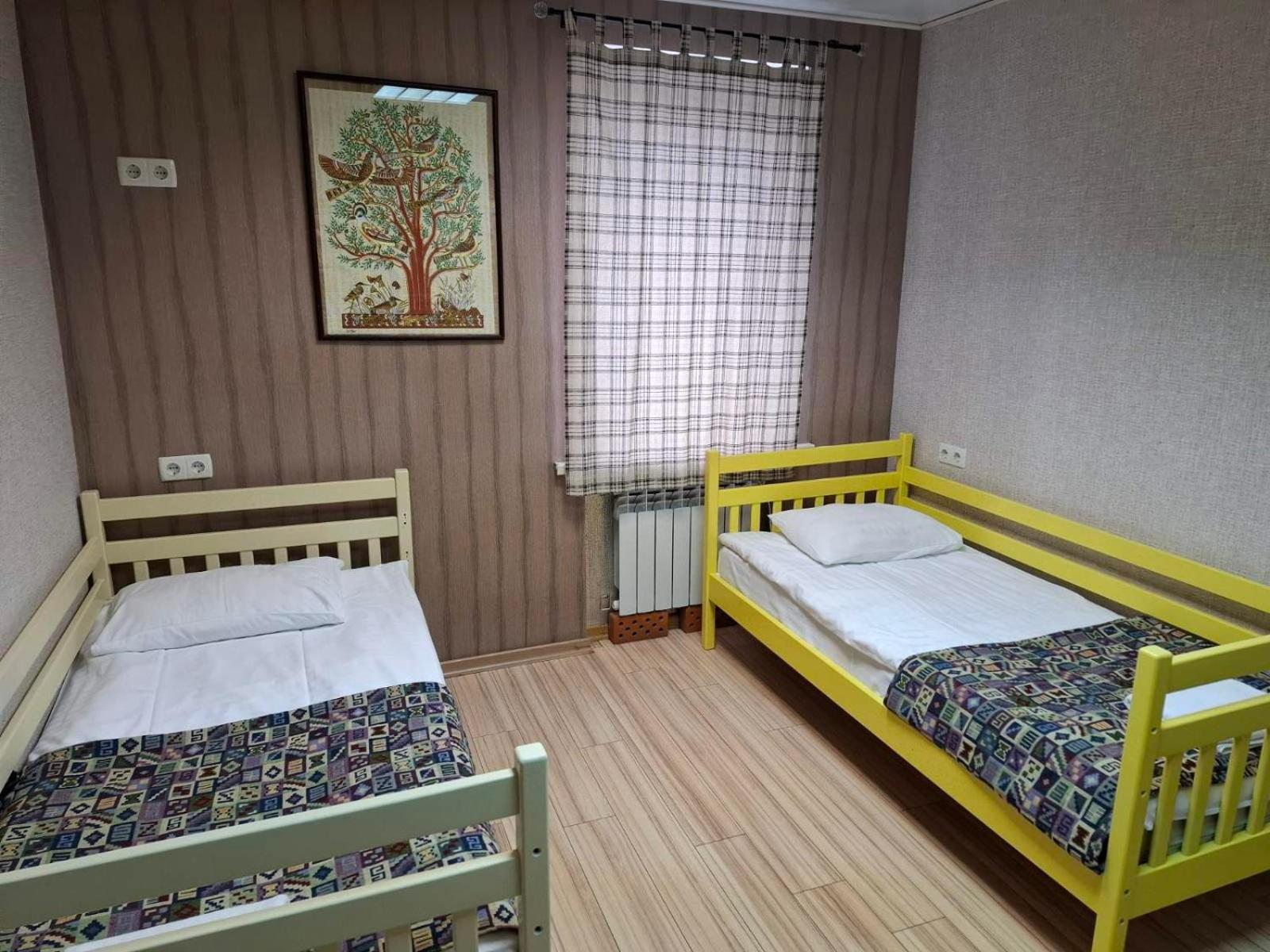 Guest House "Golden Gate 911 " Kiev Eksteriør billede