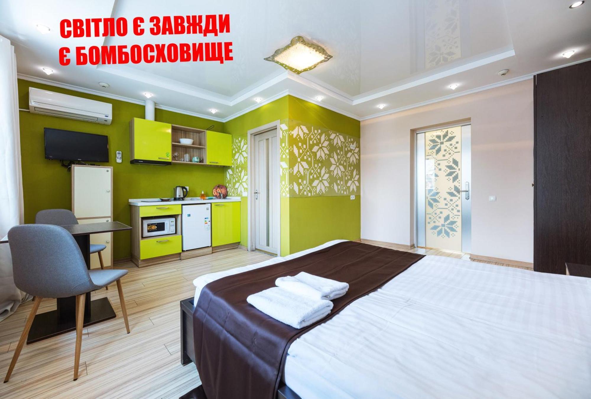 Guest House "Golden Gate 911 " Kiev Eksteriør billede